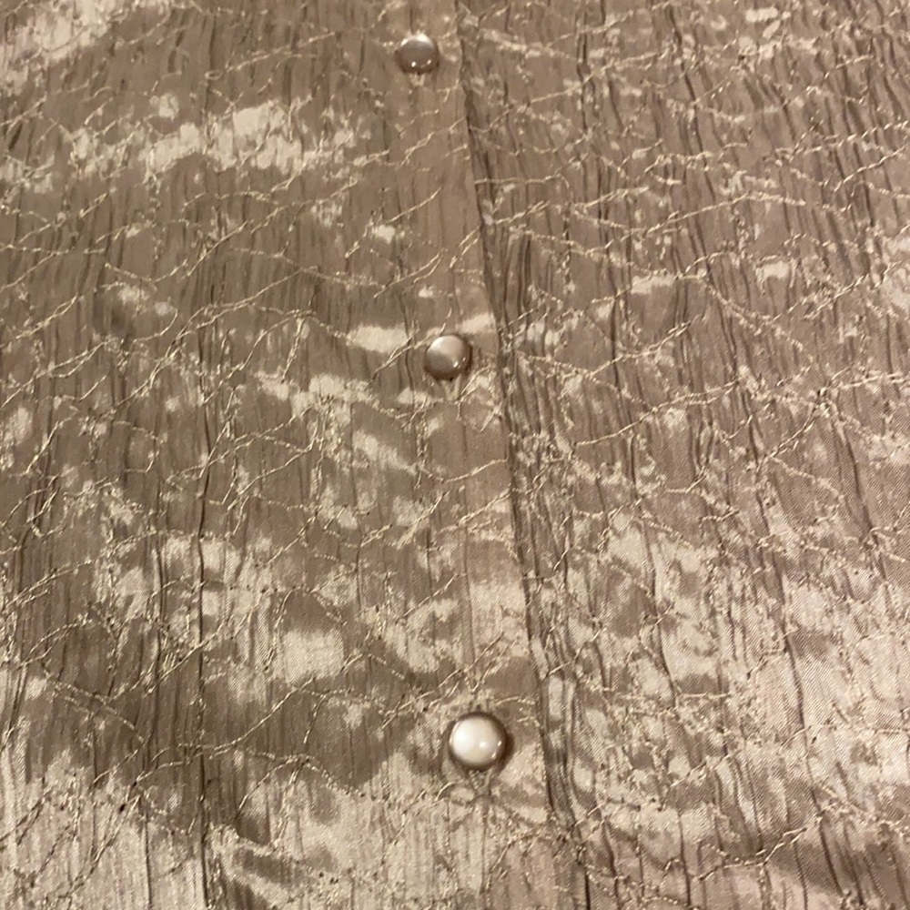 Chico’s NWT taupe w/woven gold button down jacket/tunic Chico’s size 3/US 16 - Picture 7 of 8
